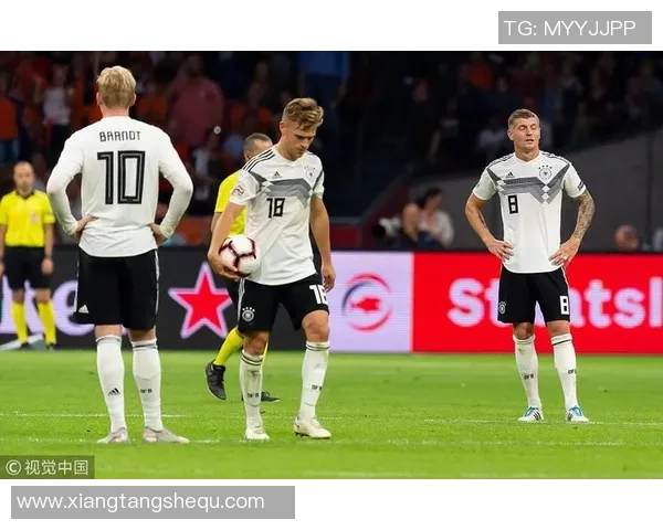 荷兰与德国欧预赛首发阵容分析及战术对比探讨